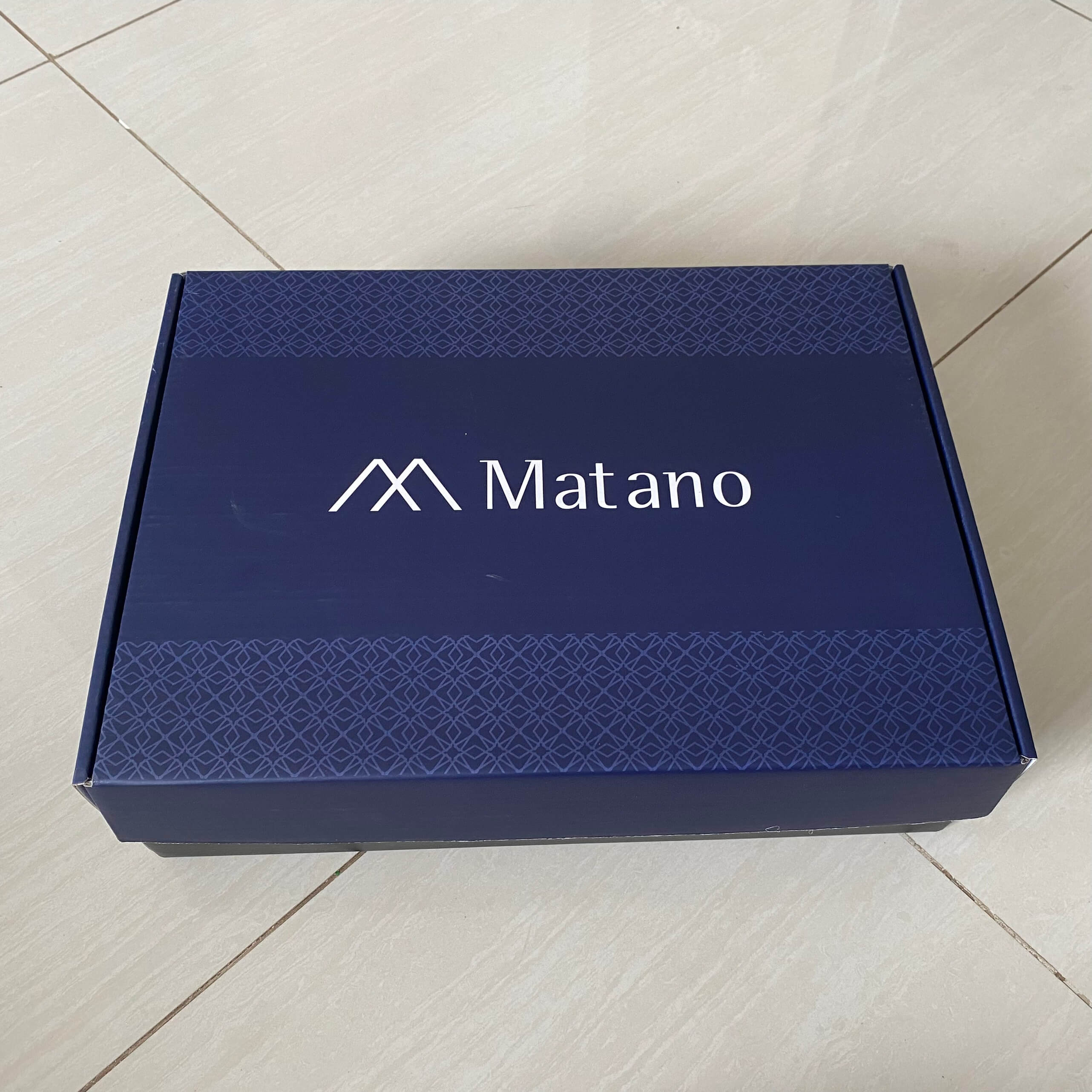 song boi mau dung giay ao quan 1