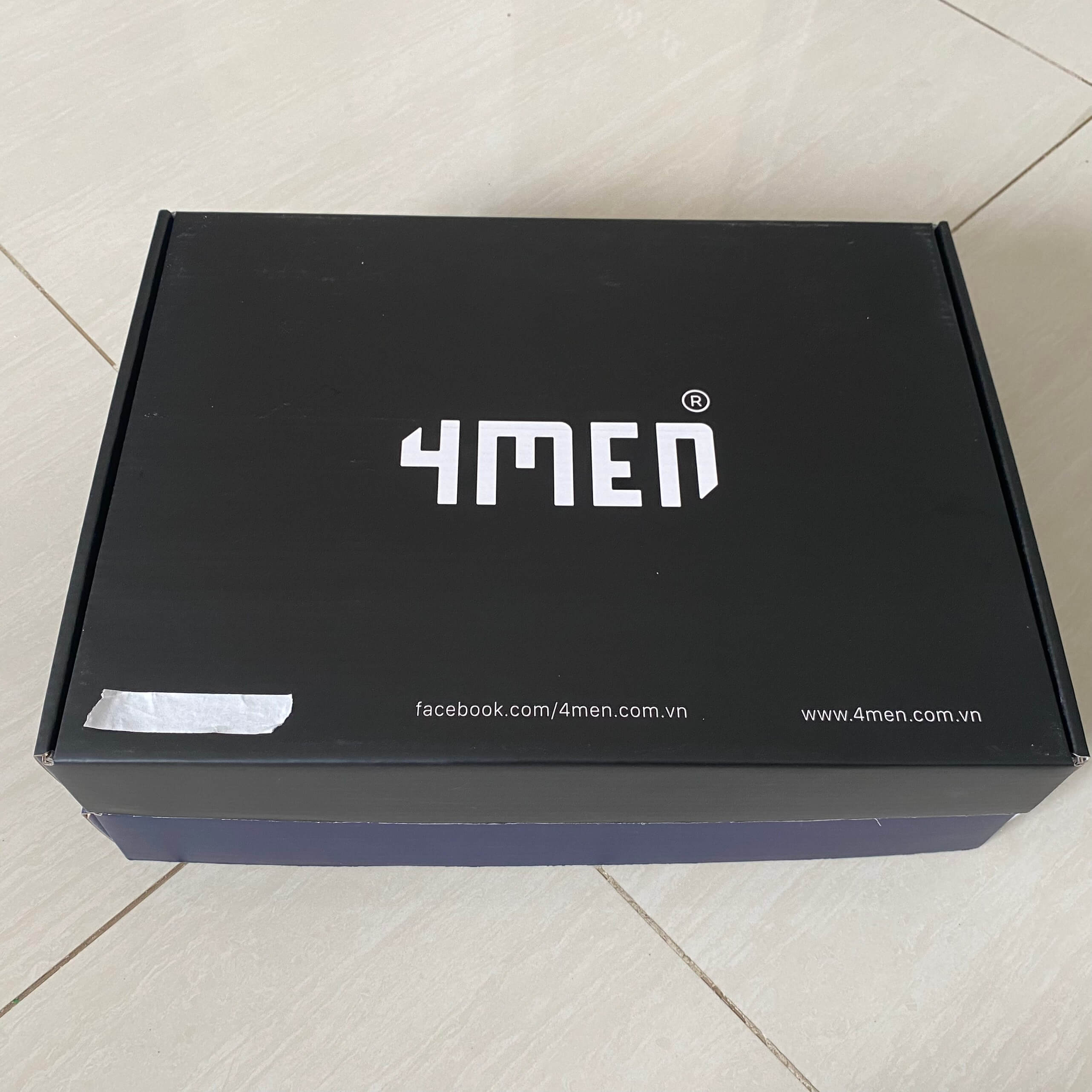 song boi mau dung giay ao quan 4