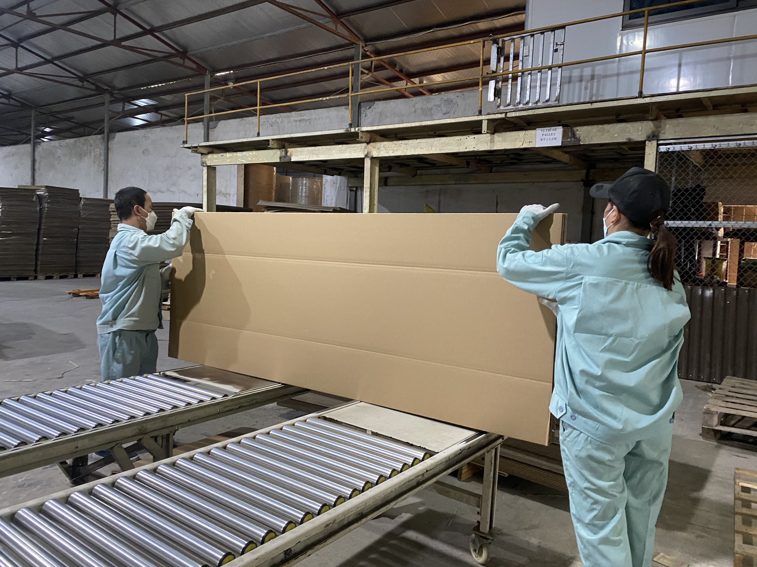 Xưởng sản xuất thùng carton tại Hà Nội Uy tín - Công ty sản xuất bìa carton 21