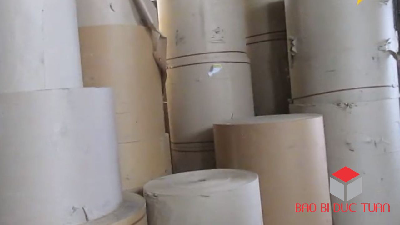 Thùng carton 3 lớp và các yếu tố ảnh hưởng đến độ bền 7 thung carton 3 lop yeu to anh huong do ben chat luong 1