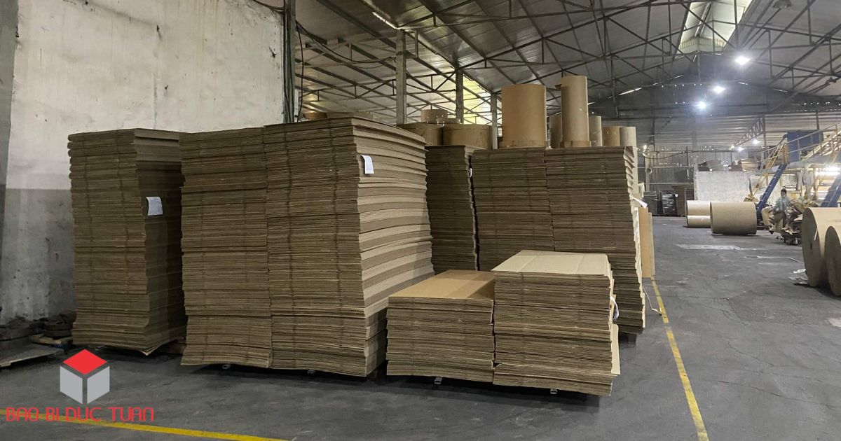 Xưởng sản xuất bao bì carton của công ty Đức Tuấn