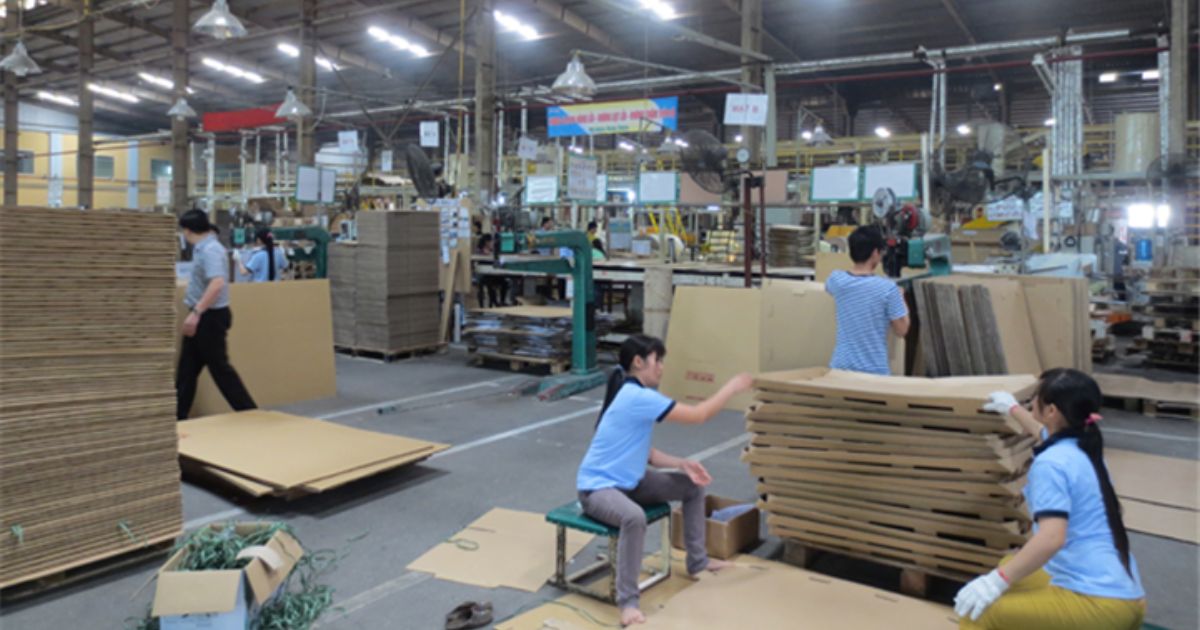 Xưởng sản xuất công ty Bao bì Carton Việt Hưng