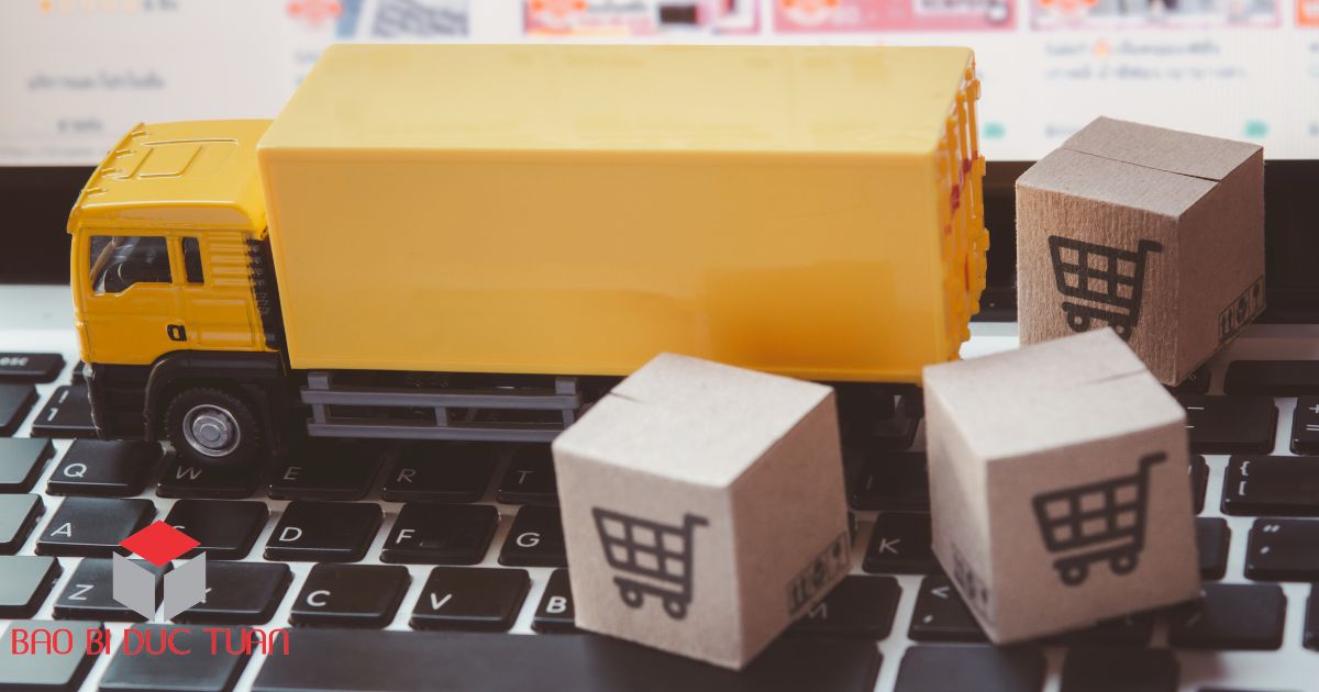 Kinh nghiệm mua hộp giấy gói hàng chất lượng cao 14 Hộp giấy có nhiều tác dụng trong hoạt động PR của doanh nghiệp