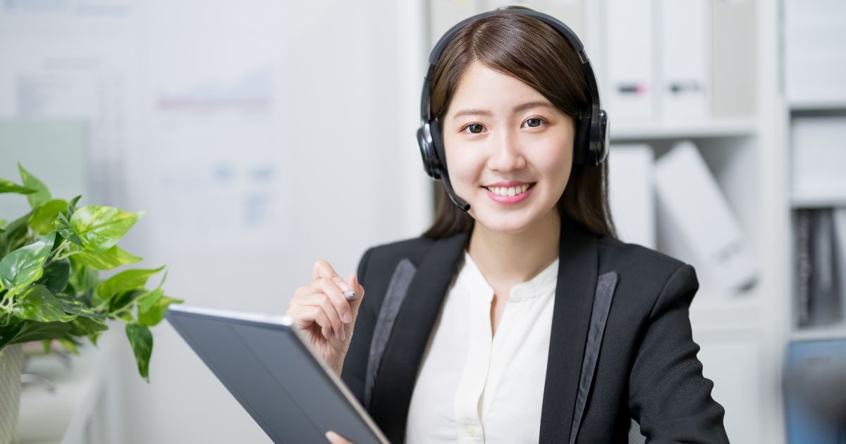 Quy trình chi tiết đặt thùng carton theo yêu cầu - Bao bì Đức Tuấn 5 Luôn sẵn sàng lắng nghe để hiểu được nhu cầu khách hàng