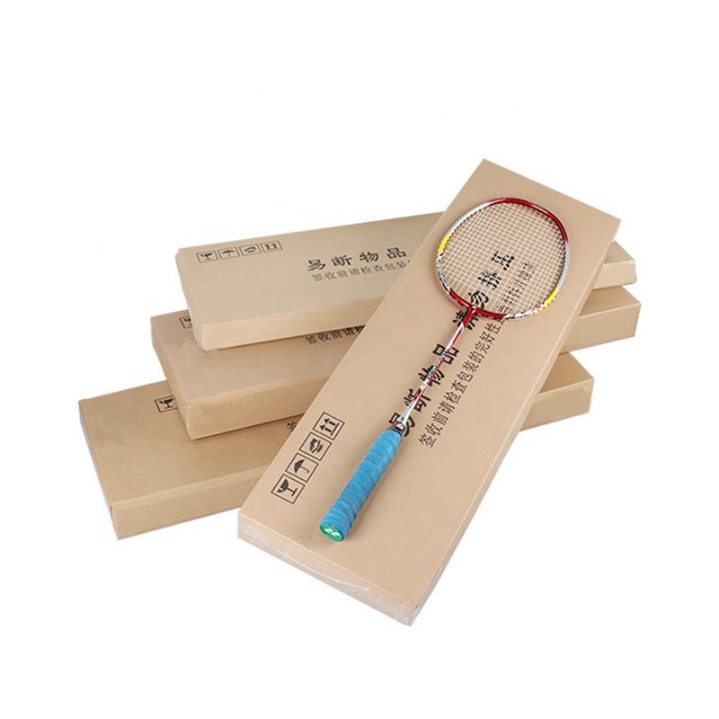 hop carton dung vot cau long