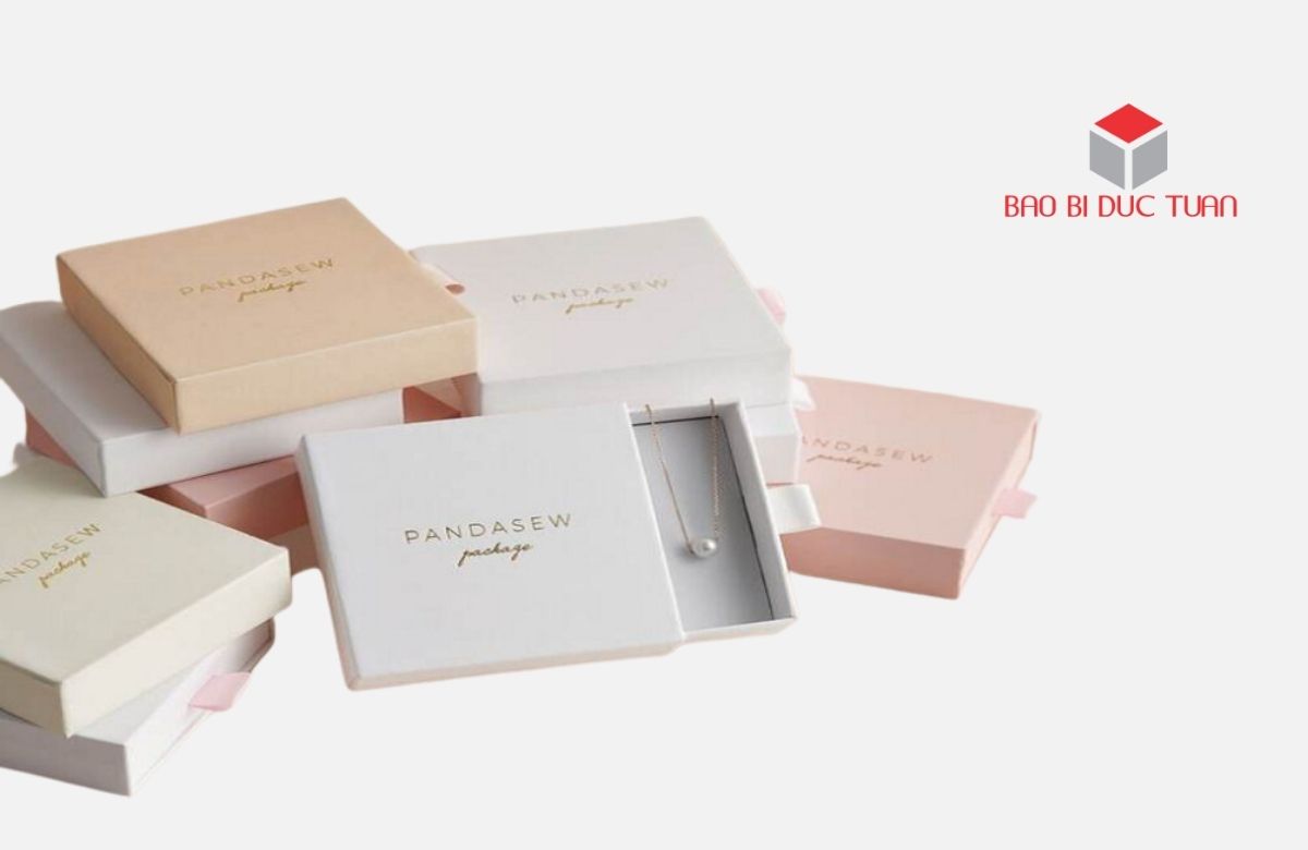Mau-hop-giay-dung-trang-suc-gia-re-4