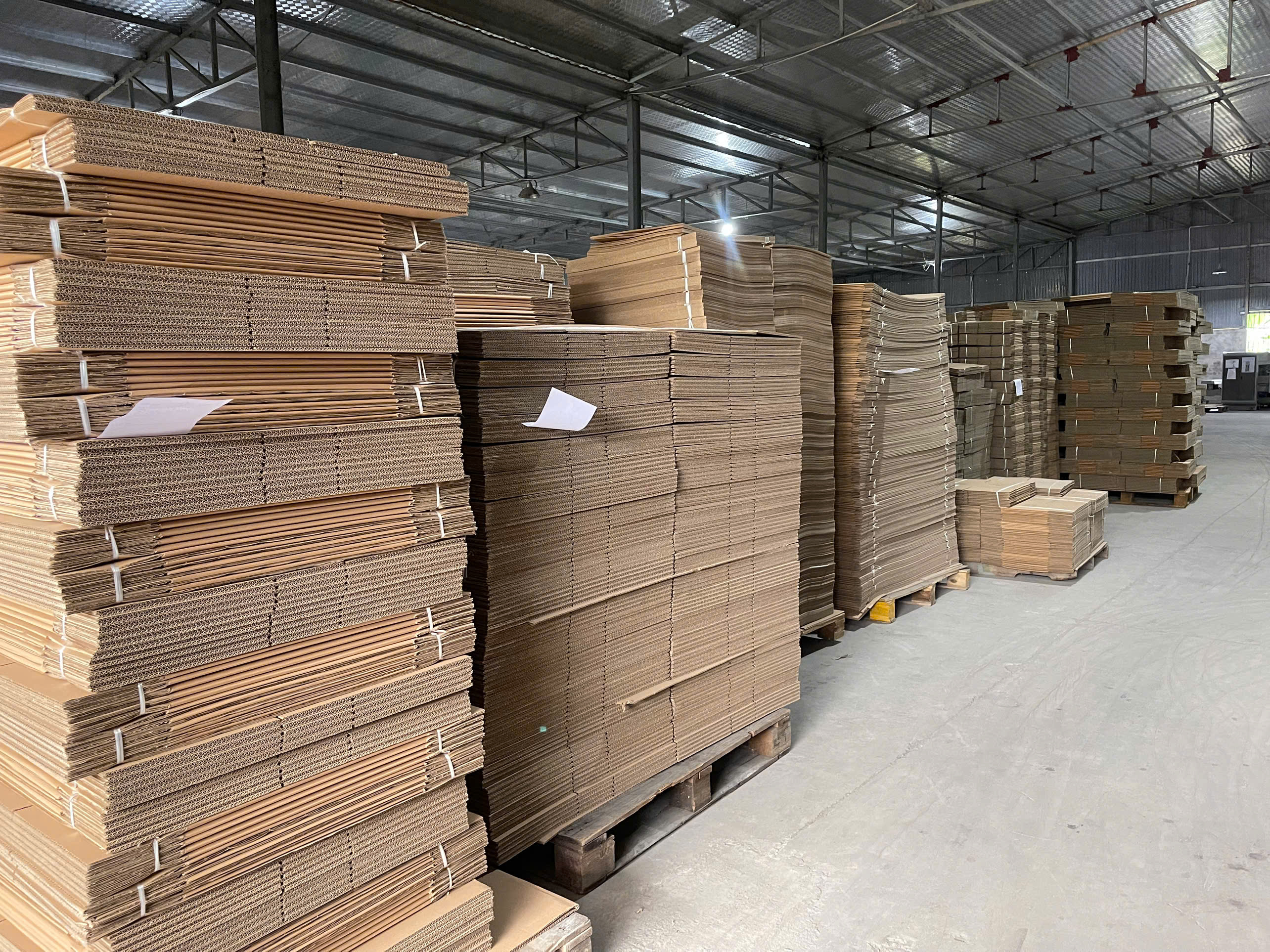 Thùng carton thành phẩm Thùng carton thành phẩm
