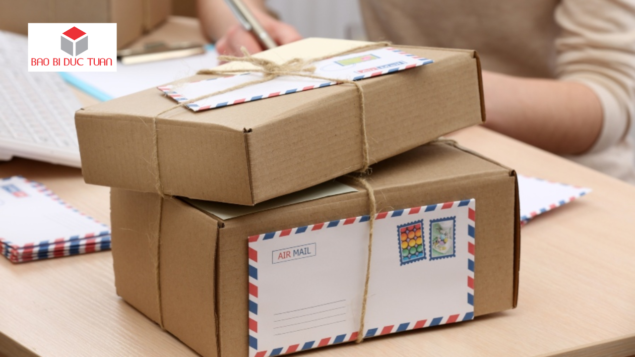 Dịch vụ giao hàng tại Bưu điện Long Biên